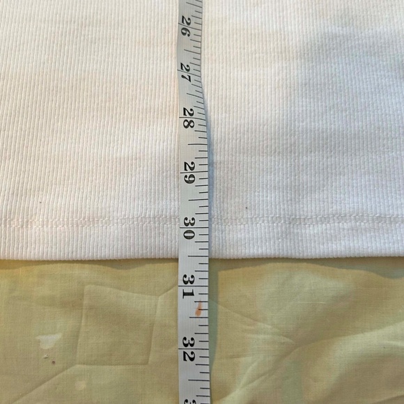 NEW PHOTOS! TANK TOP, 2-WAY VEE NECK/SCOOP NECK, WHITE, SIZE 4X, ADDITION ELLE, - Picture 8 of 10